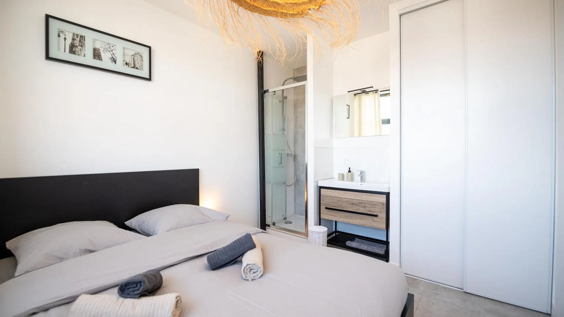 Kasa Madura - Duplex Au Calme Tout Equipe Saint-Etienne  Apartment Saint-Etienne (Loire)