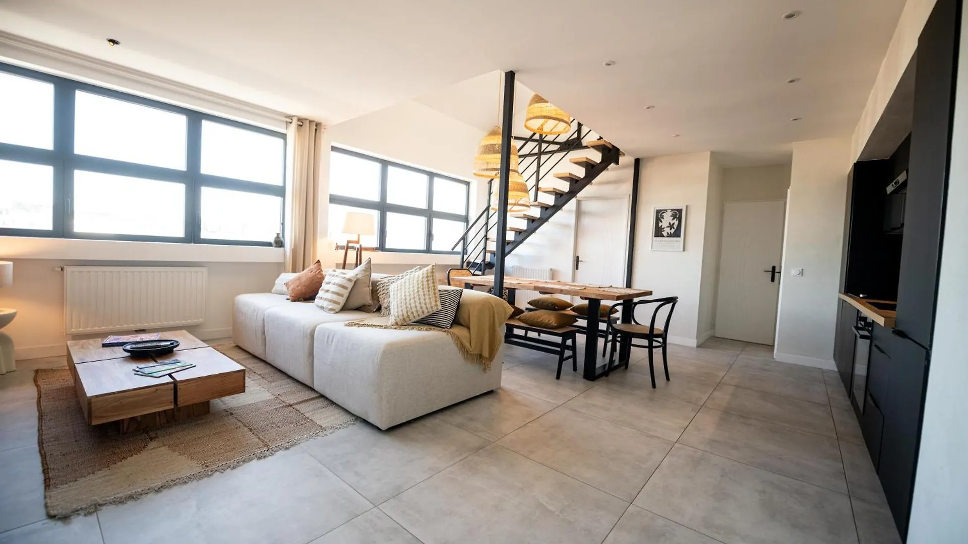 Apartment Kasa Madura - Duplex Au Calme Tout Equipe Saint-Etienne  France