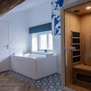 Saphir - Jacuzzi & Sauna Appartement