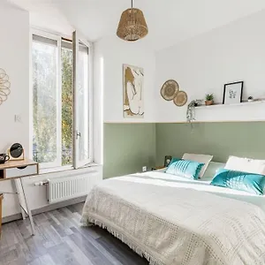 Le Zenith Spacieux Et Appartement